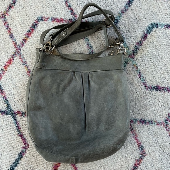 ROOTS Canada Leather Hobo - Picture 2 of 14